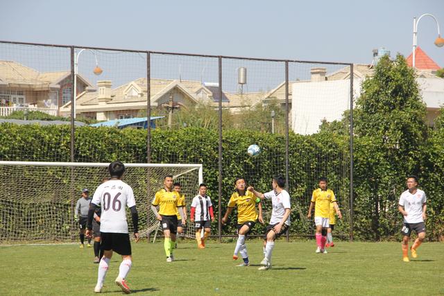 新科状元轰33分老鹰力克尼克斯 独行侠擒公牛